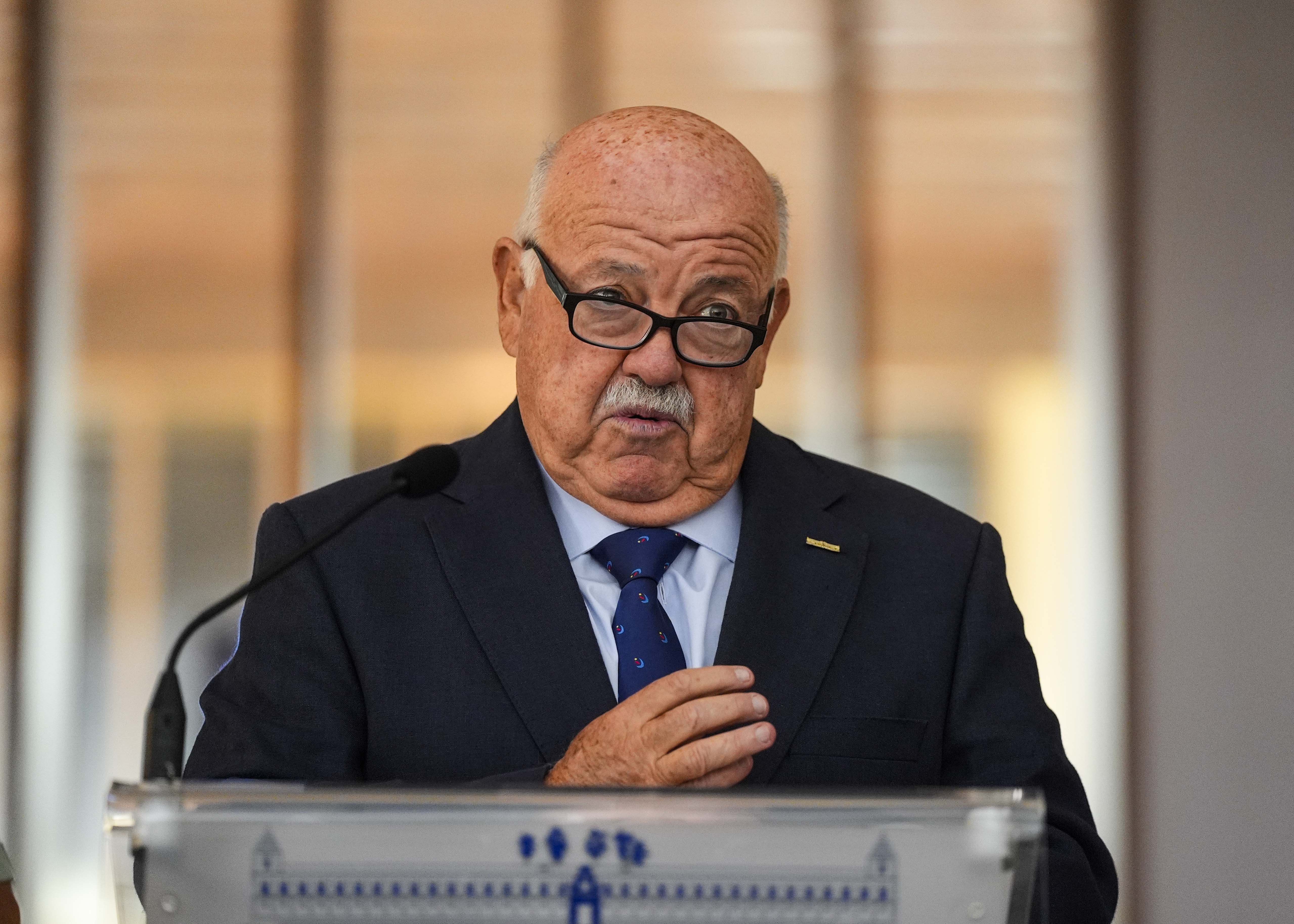 El presidente del Parlamento de Andaluca, Jess Aguirre, inaugura la exposicin Valores de la Guardia Civil: 180 aos cerca de ti 
