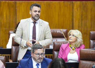   Jos Ricardo Garca, del G.P. Popular, pregunta a la consejera de Cultura sobre la inauguracin de las Atarazanas