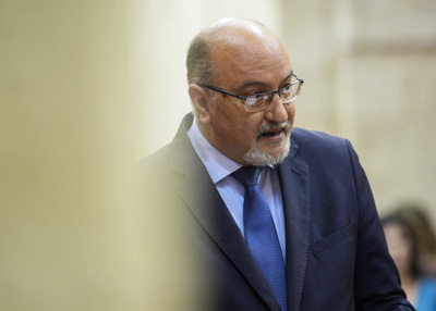  El portavoz adjunto del G.P. Vox, Ricardo Lpez, formula una pregunta relativa a inmigracin ilegal