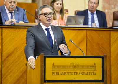 Toma la palabra en el debate general Manuel Gavira, portavoz del G.P. Vox en Andaluca 