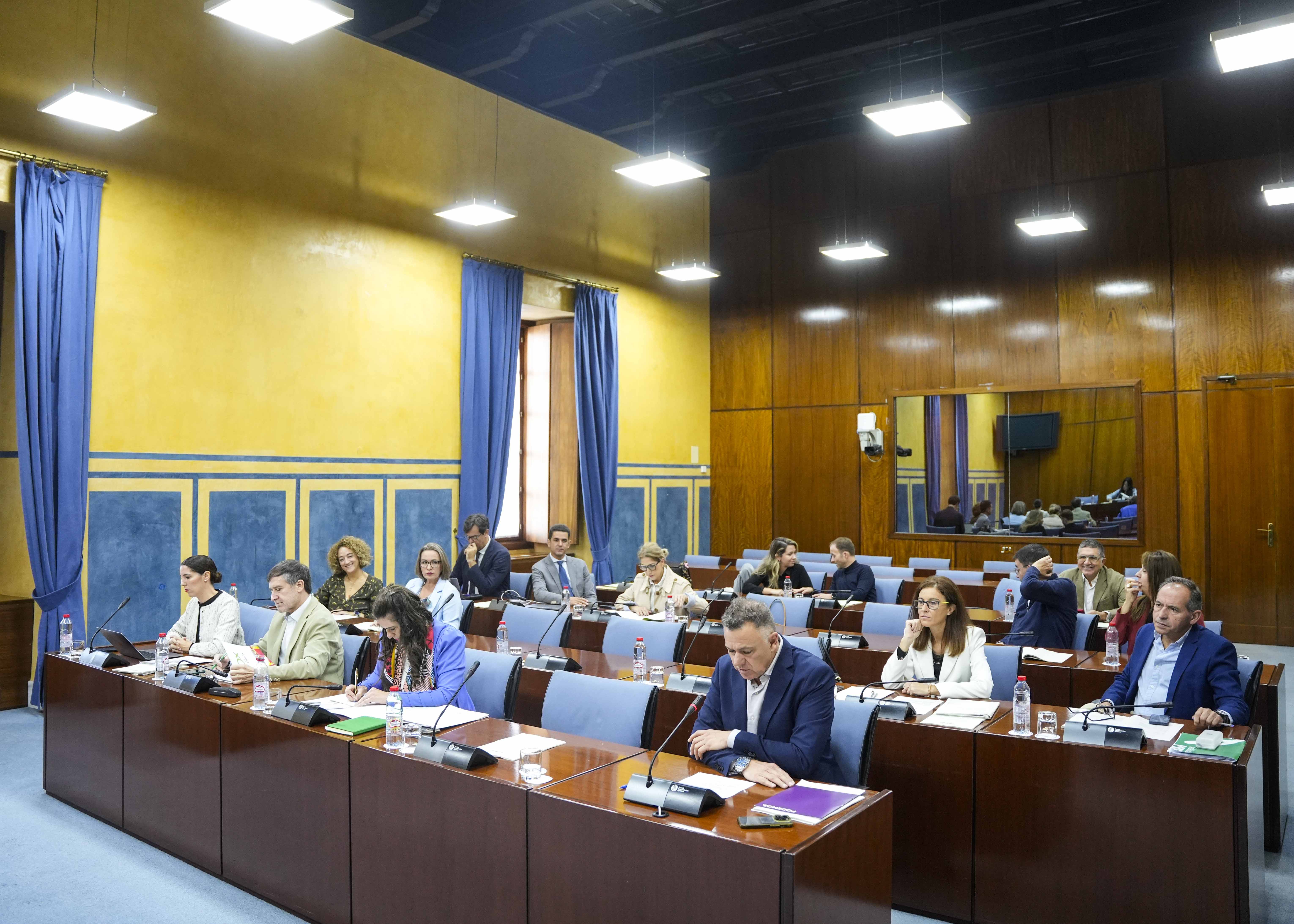 Miembros de la Comisin de Sostenibilidad y Medio Ambiente
