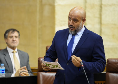 El portavoz adjunto de Vox en Andaluca Rodrigo Javier Alonso formula una pregunta relativa a Poltica Agraria Comn