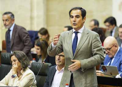 Contesta a la ltima cuestin de la sesin de control el consejero de Justicia, Administracin Local y Funcin Pblica, Jos Antonio Nieto 