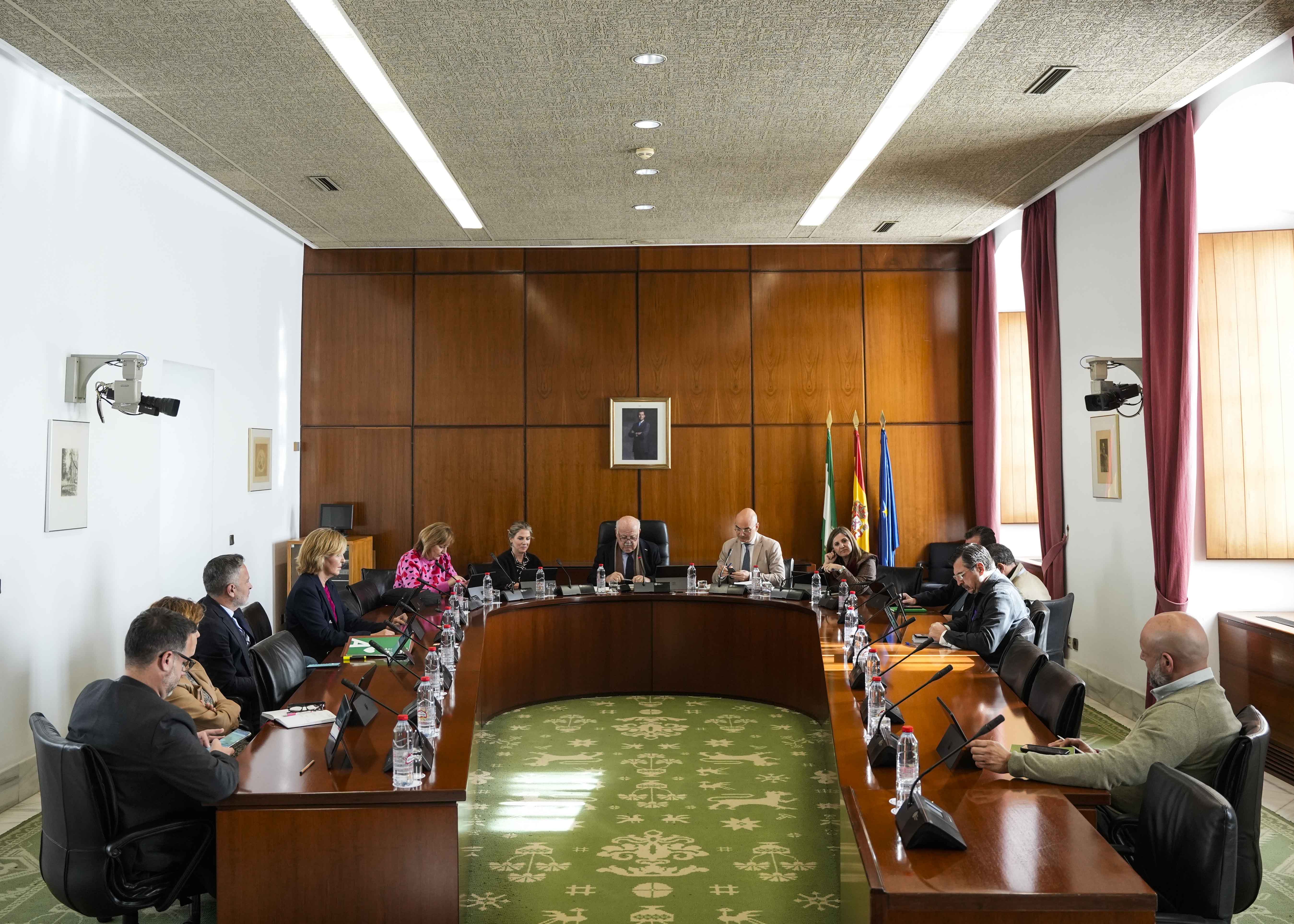 La Junta de Portavoces aprueba el orden del da de la prxima sesin plenaria que se celebrar el martes 2 y el mircoles 3 de diciembre 