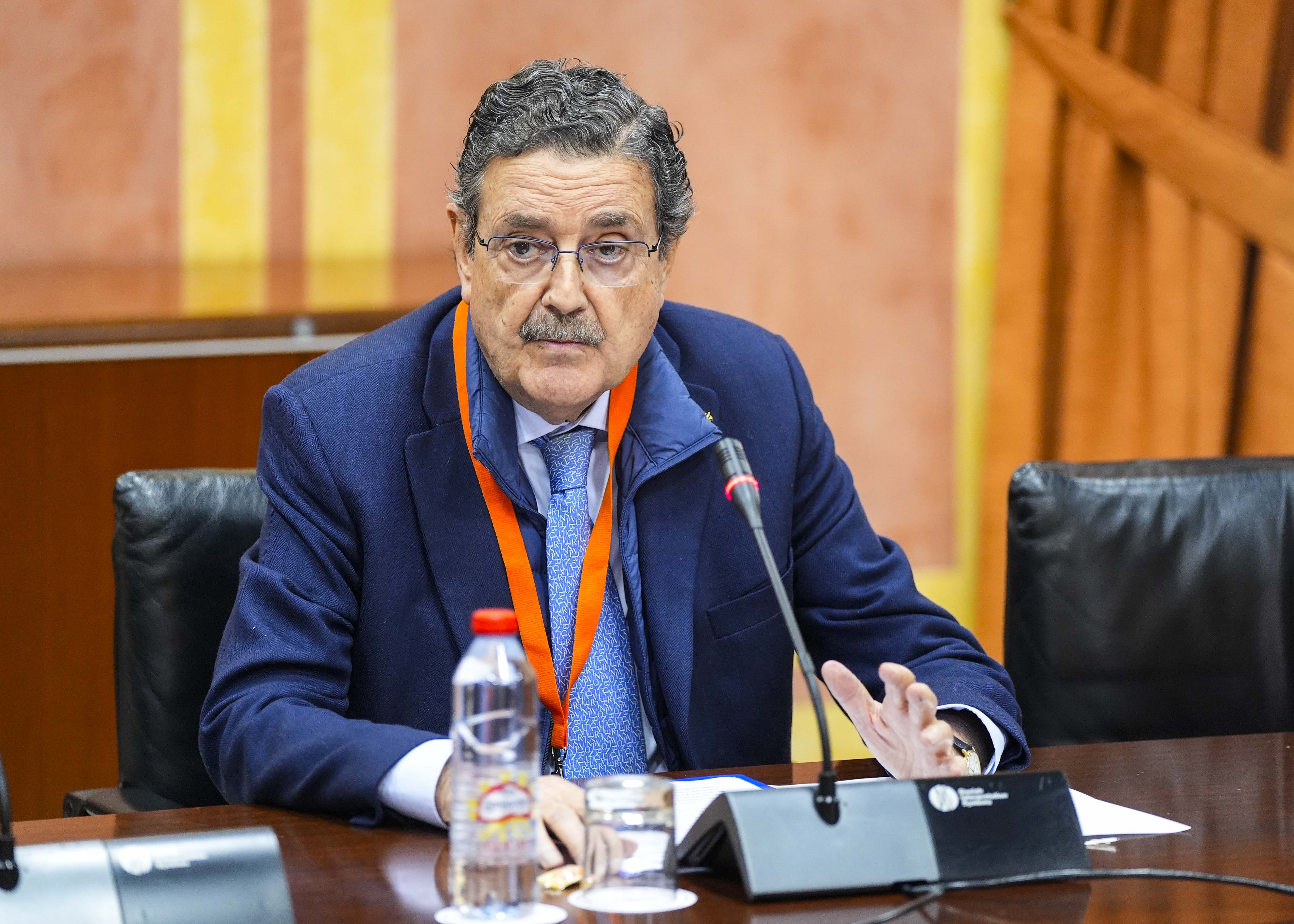  Jos A. Parejo, rector de la Universidad CEU Fernando III