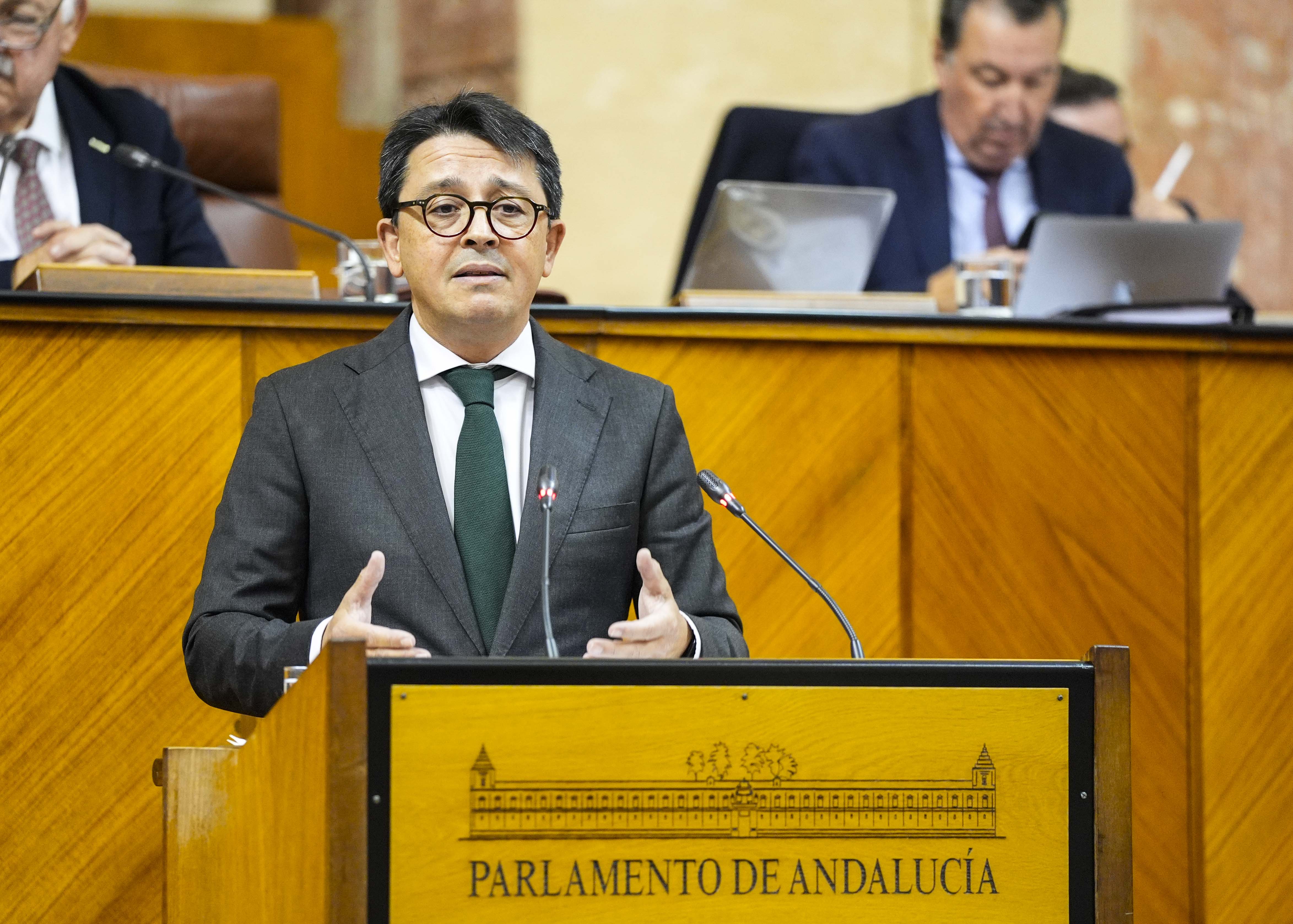 Manuel Guzmn de la Roza interviene en el debate en representacin del Grupo Popular 