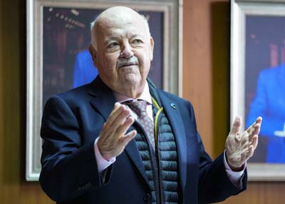  Jes�s Aguirre, presidente del Parlamento de Andaluc�a, pronuncia unas palabras en el acto 