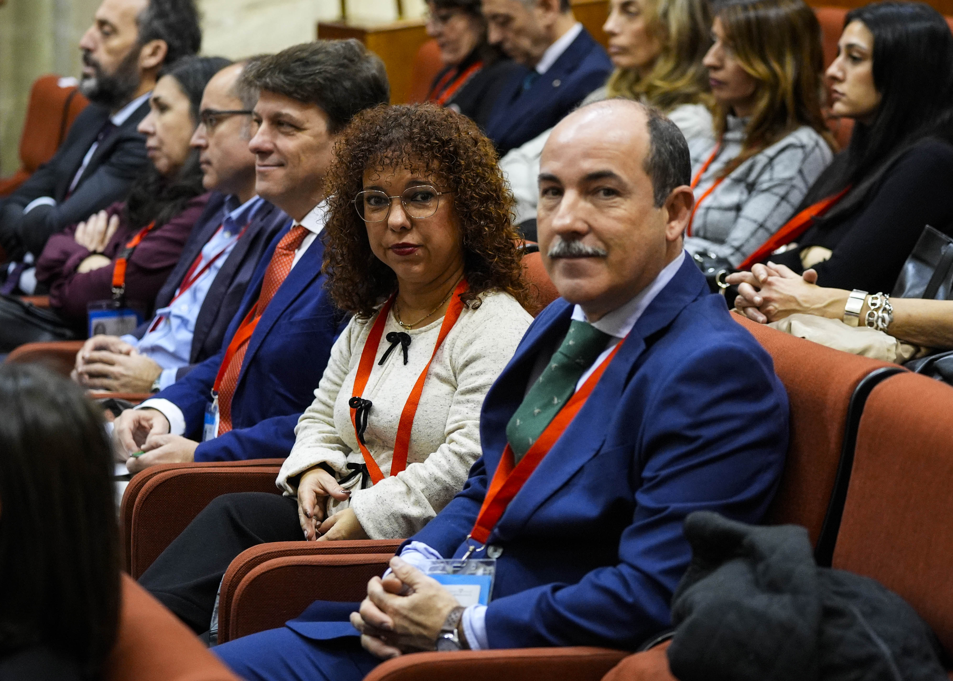  Agentes sociales siguen el debate final de la proposici�n de ley relativa al tercer sector de acci�n social de Andaluc�a 