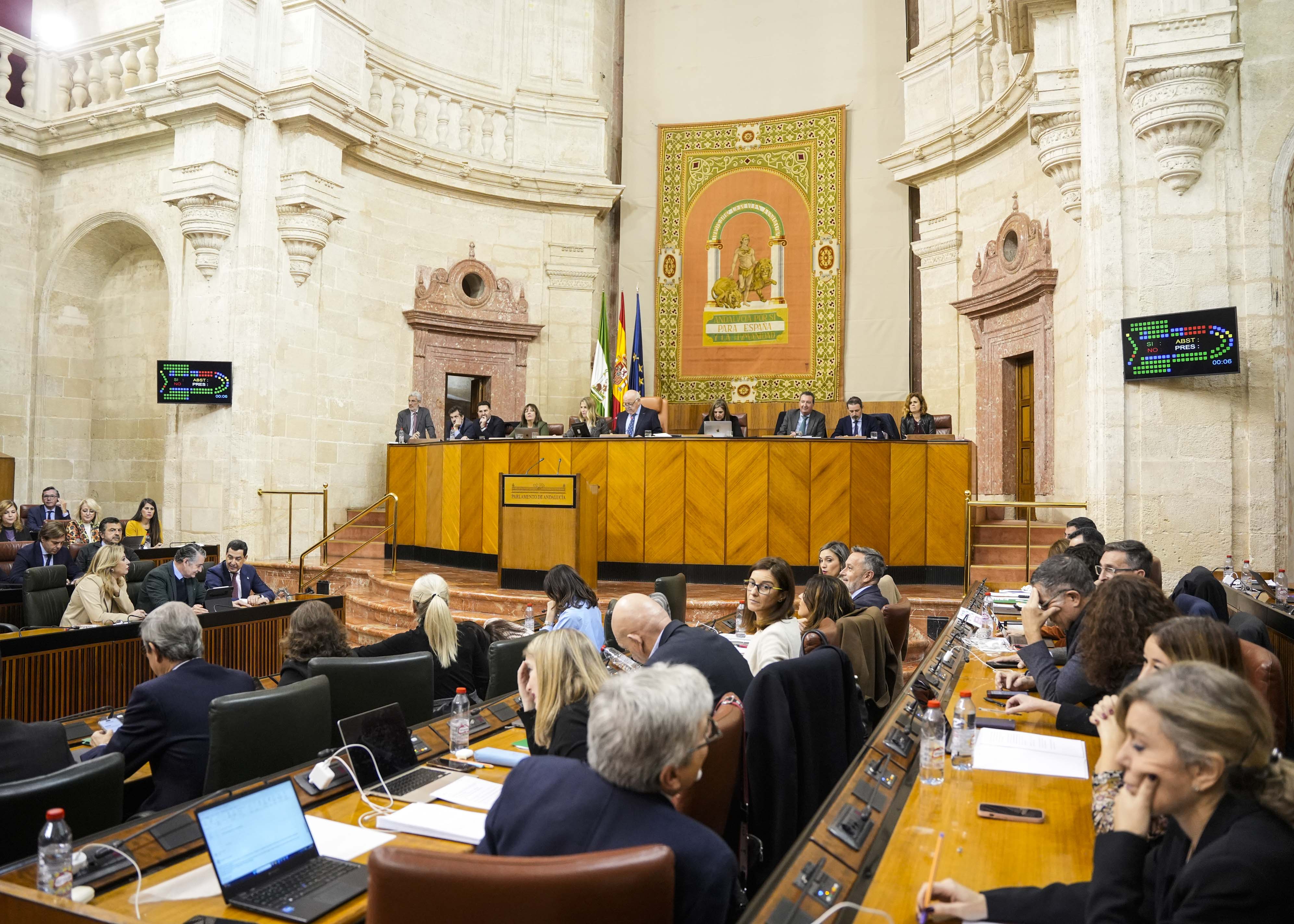Momento de las votaciones tras abordar los debates finales del proyecto y la proposici�n de ley 