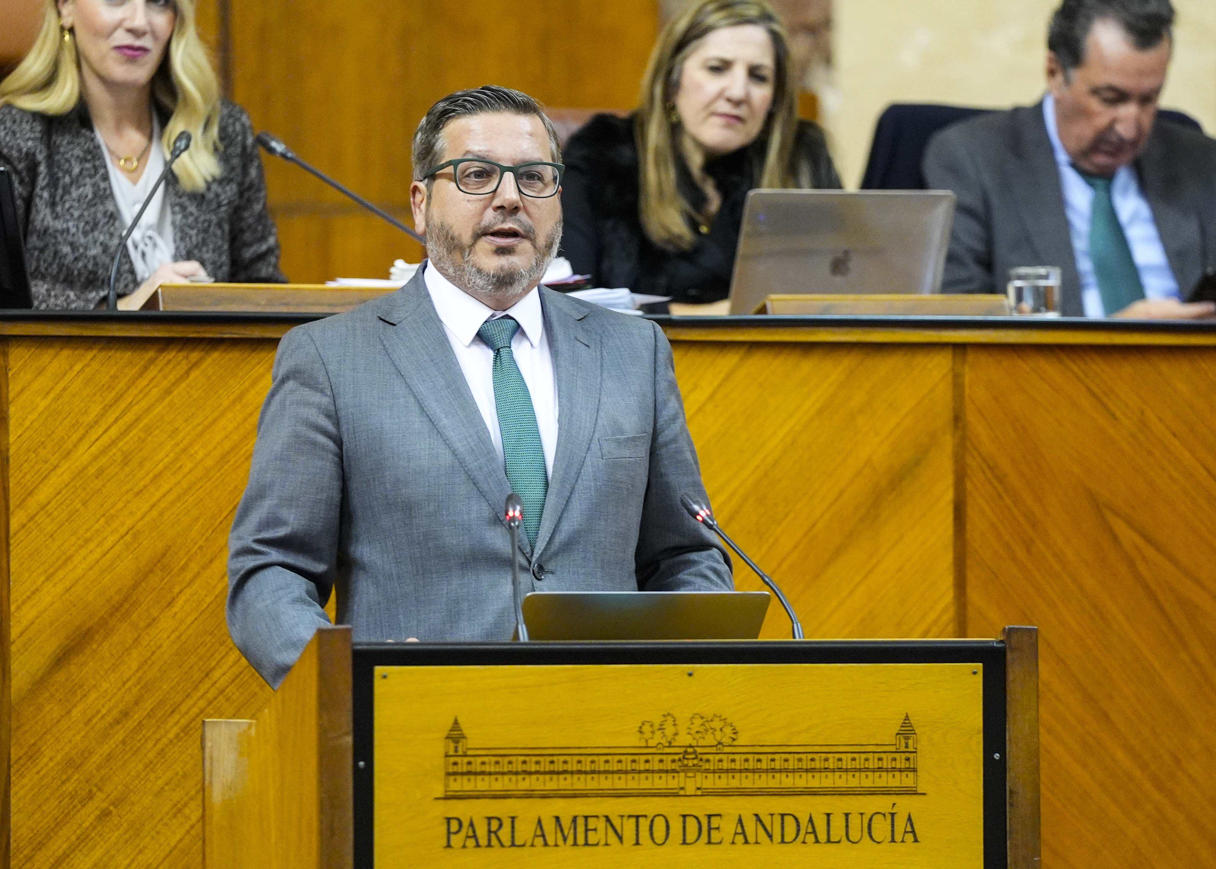   Alejandro Romero, del G.P. Popular, en un momento de su intervenci�n