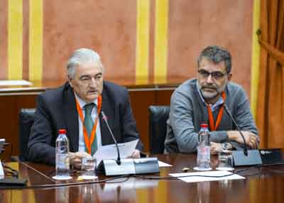  Pedro A. de Toro y Pablo P�rez, en representaci�n de la Asociaci�n de Empresas Gestoras de Residuos de la Construcci�n y demolici�n de Andaluc�a (AGRECA)