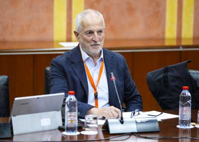  Javier Cobos, miembro y fundador de la Asociaci�n de Empresas Forestales e Industrias de Primera transformaci�n de la Madrea y Empresas Comercializadoras de Biomasa en Andaluc�a