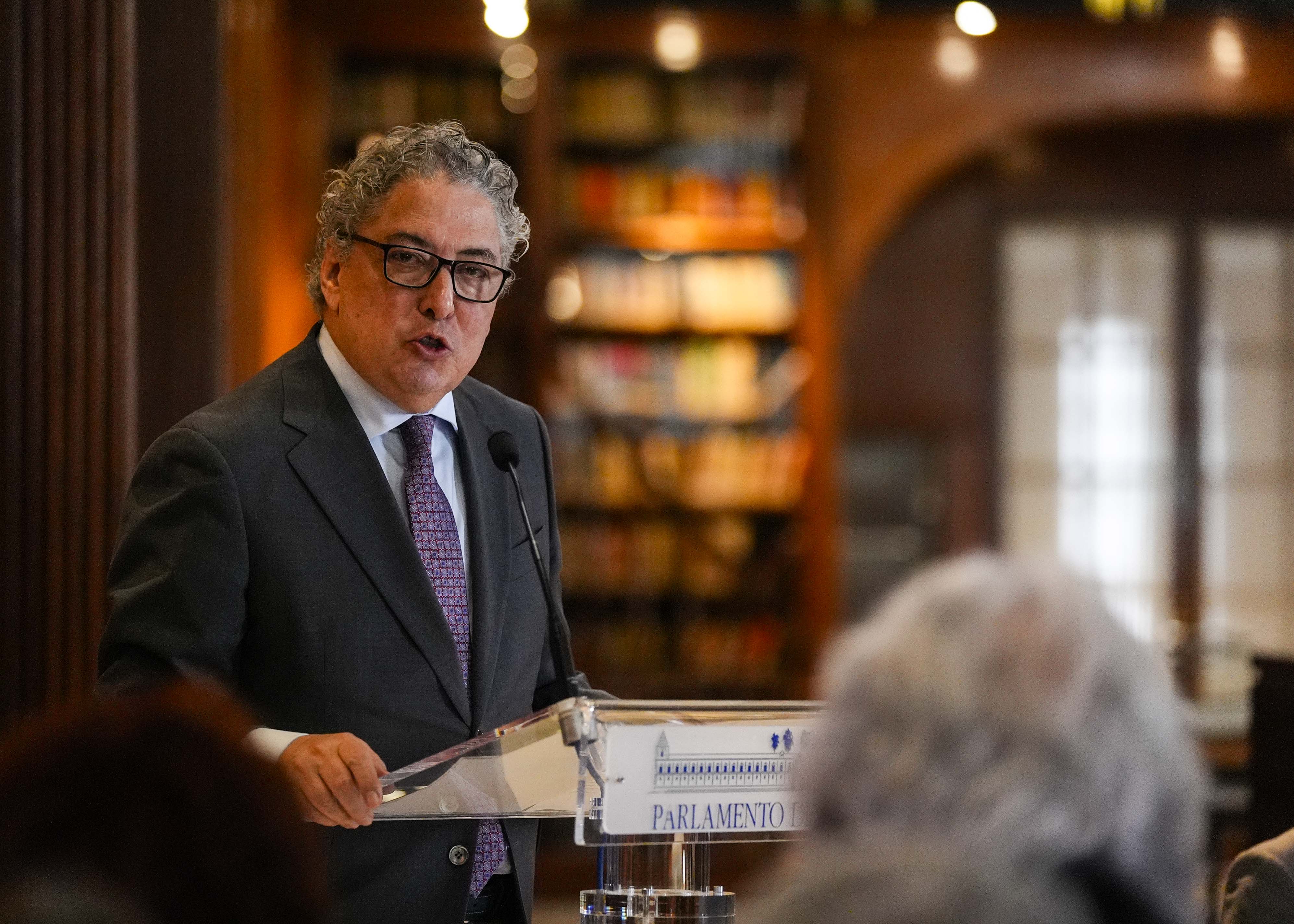 Toma la palabra el viceconsejero de Sanidad, Presidencia y Emergencias, Tom�s Burgos 