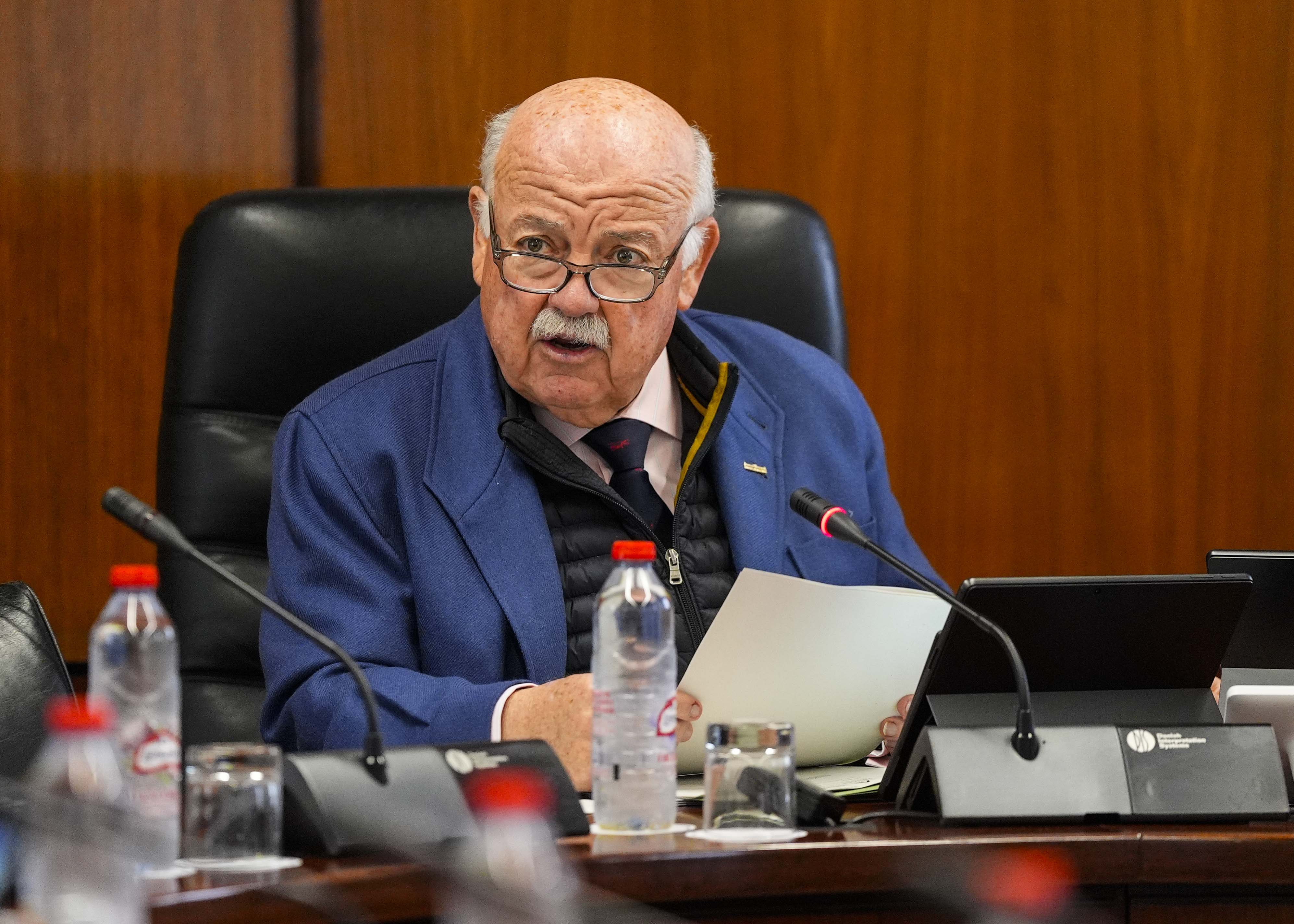  El presidente del Parlamento de Andaluc�a, Jes�s Aguirre, en una de sus intervenciones en la Junta de Portavoces de hoy 