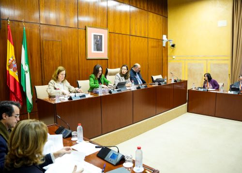  Mesa de la comisi�n de Fomento, Articulaci�n del Territorio y Vivienda