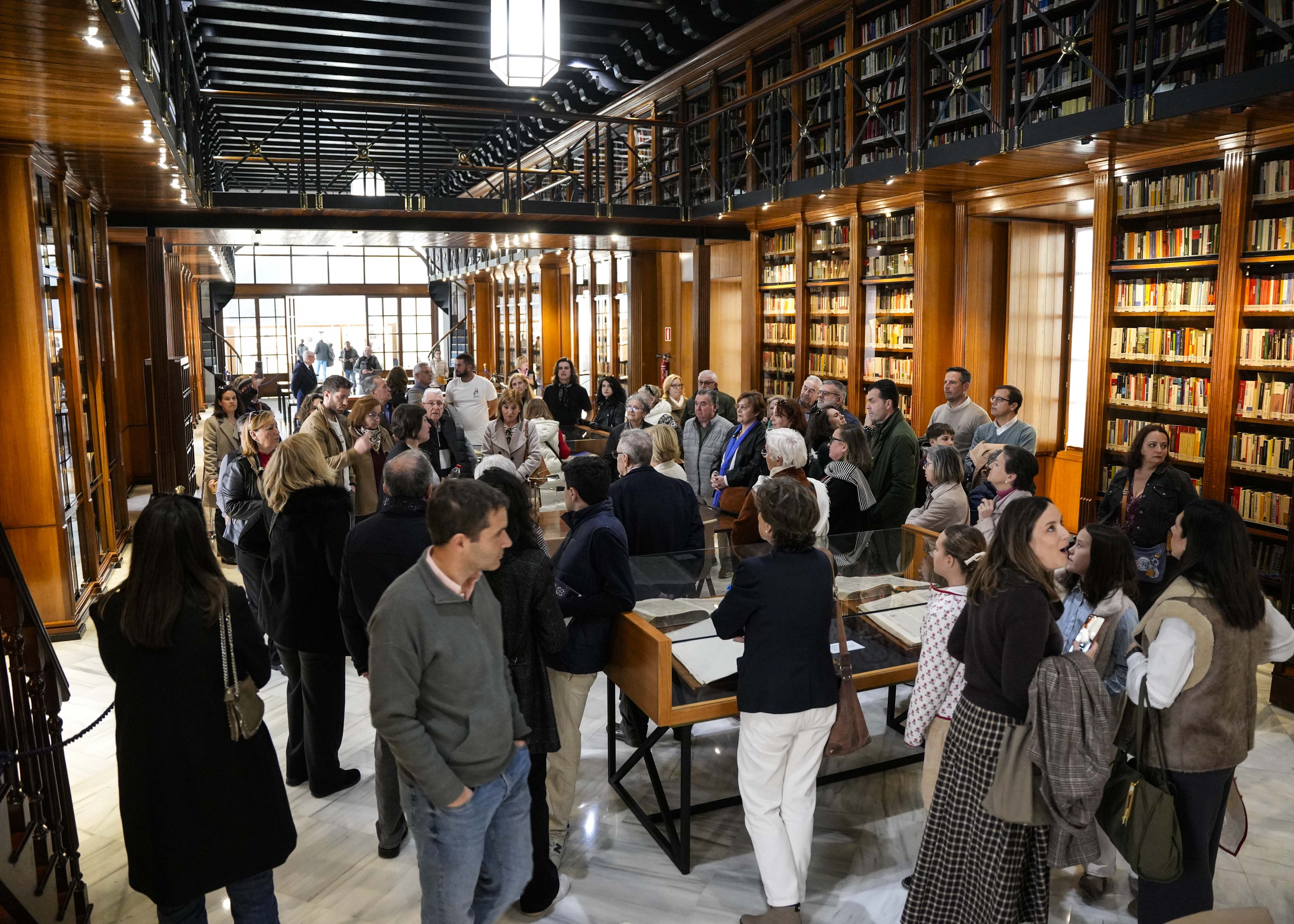  La biblioteca del Parlamento es uno de los puntos en el recorrido que tradicionalmente suscita gran inter�s entre los visitantes