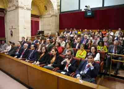P�blico de la Consejer�a de Sostenibilidad y Medio Ambiente asiste a los debates  