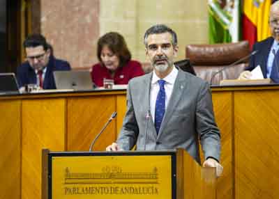Ram�n Fern�ndez-Pacheco, consejero de Agricultura, Pesca, Agua y Desarrollo Rural, responde a la interpelaci�n de su competencia 