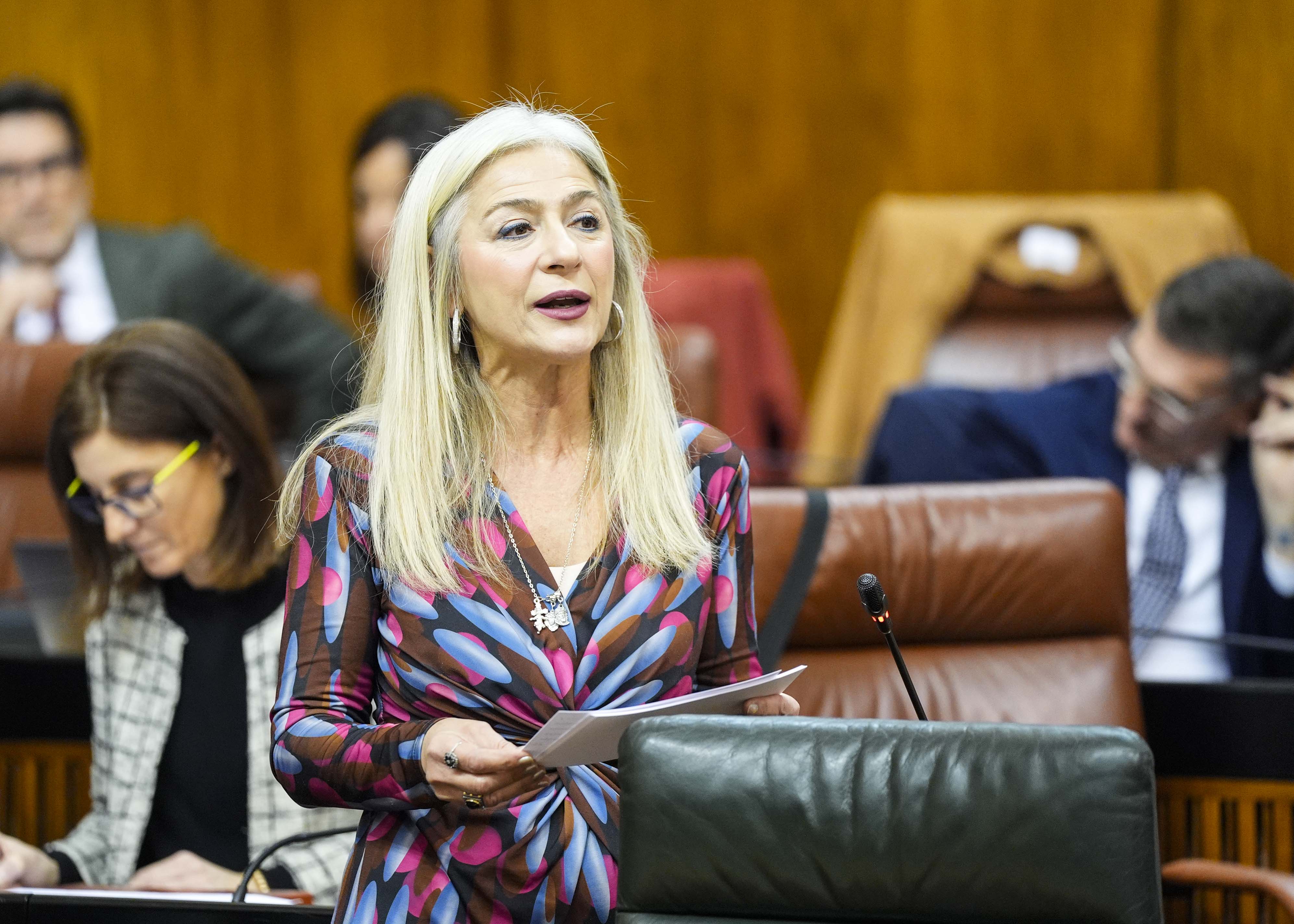  Contesta a la cuesti�n Patricia del Pozo, consejera de Cultura y Deporte