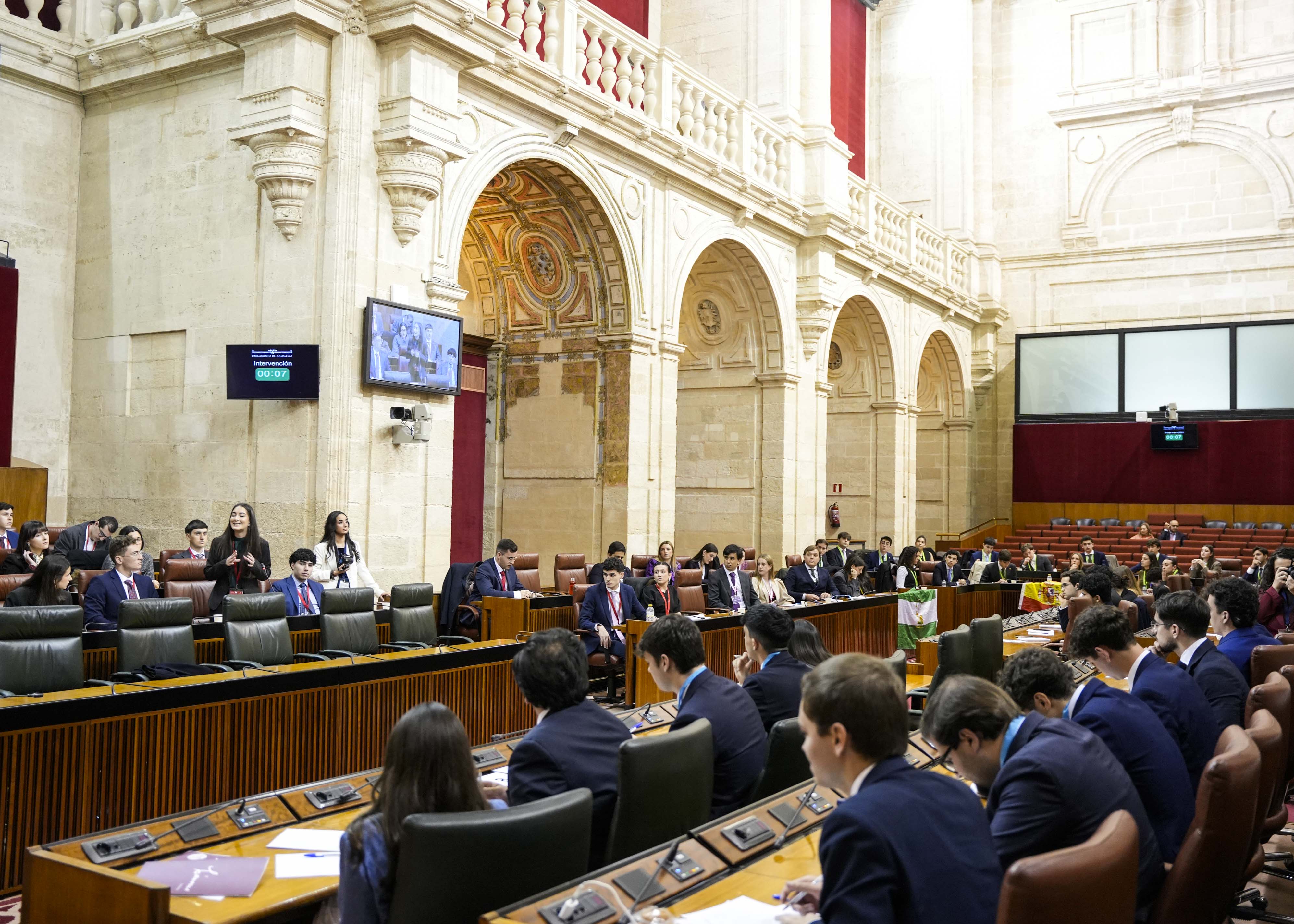  Diputados y diputadas en sus esca�os