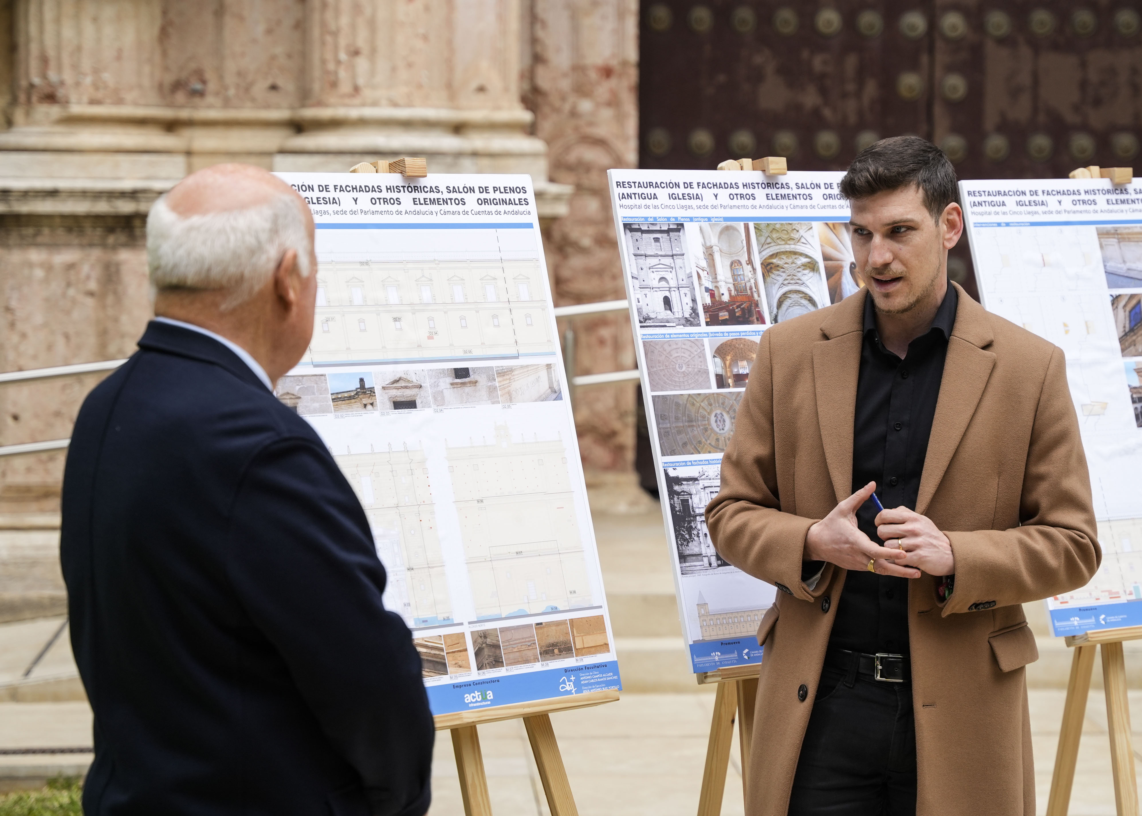 Ad�n Carlos Ramos, arquitecto del estudio que va a llevar a cabo las obras, expone algunos pormenores de la restauraci�n