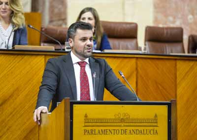 El diputado del Grupo Popular Jos� Ricardo Garc�a posiciona a su formaci�n en el debate 