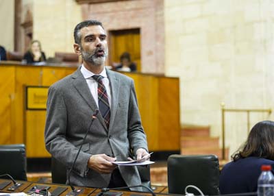 Ram�n Fern�ndez-Pacheco, consejero de Agricultura, Pesca, Agua y Desarrollo Rural, responde 