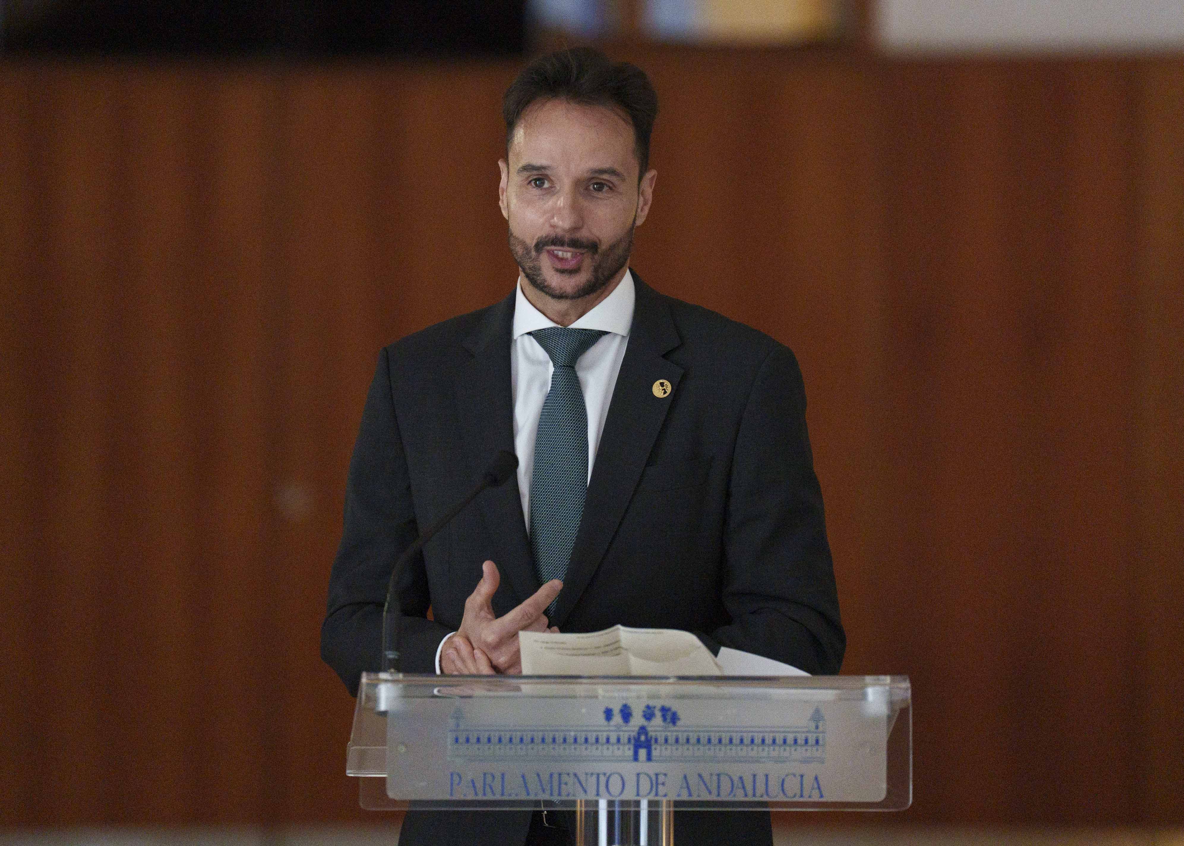 El Decano de la Facultad de Veterinaria de C�rdoba, Manuel Hidalgo 