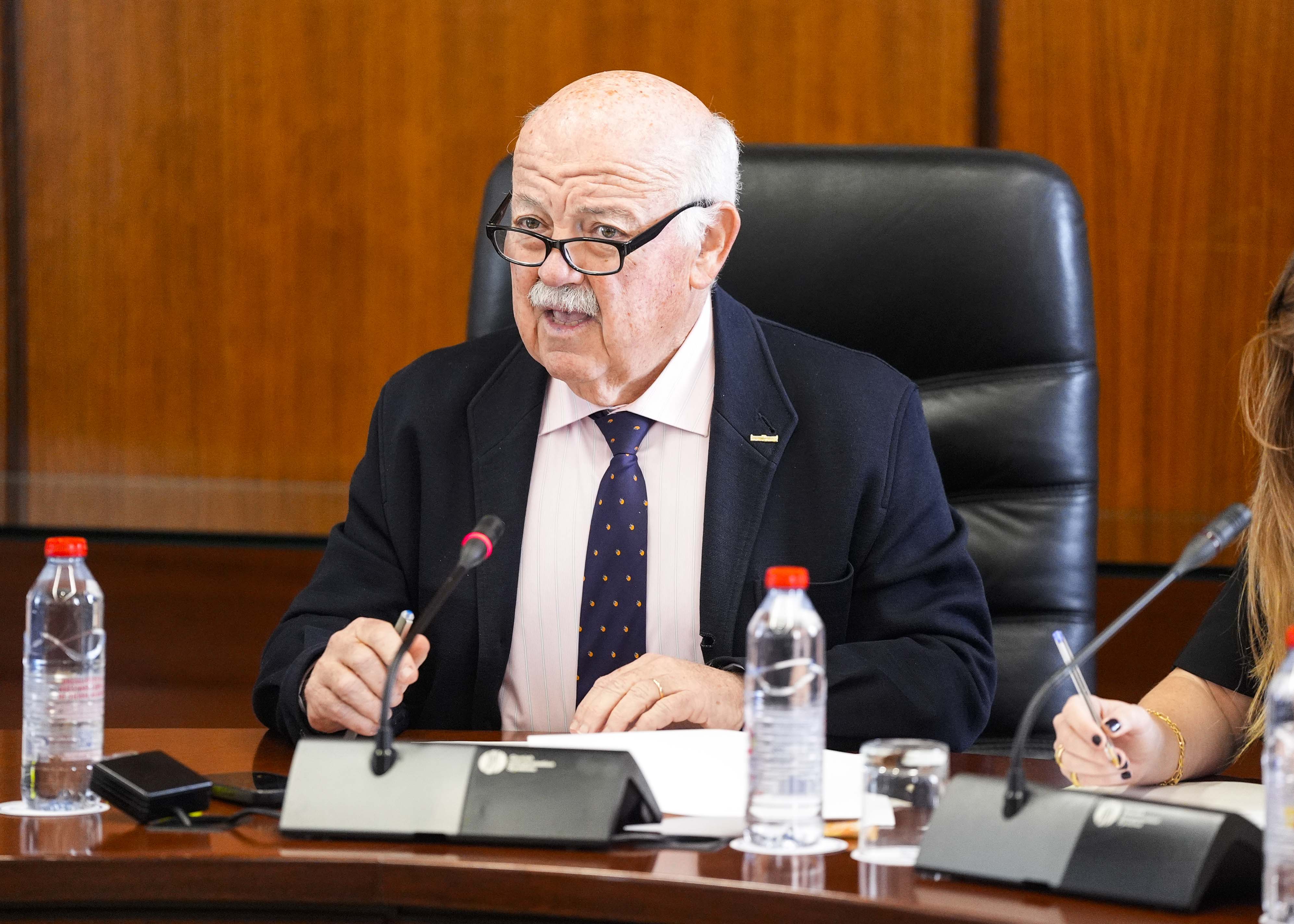  Jes�s Aguirre preside la Diputaci�n Permanente