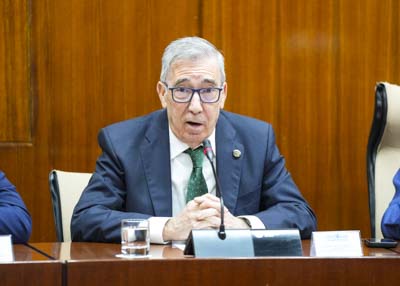 Toma la palabra Jos� Reyes, presidente de la Federaci�n Autismo Andaluc�a 