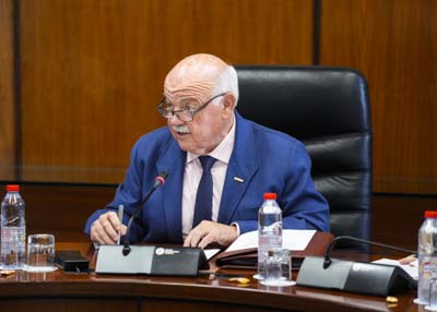 Jes�s Aguirre, presidente del Parlamento de Andaluc�a, inicia la Diputaci�n Permanente 