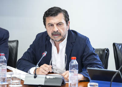  Antonio Mart�n expone el parecer del Grupo Popular  