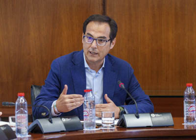 El consejero de Justicia, Administraci�n Local y Funci�n P�blica, Jos� Antonio Nieto, solicita la convalidaci�n de un decreto ley  