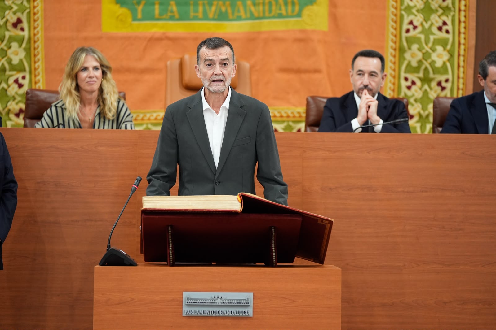Antonio Ma�llo, de Por Andaluc�a, promete acatar la Constituci�n y el Estatuto de Autonom�a  