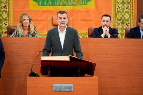 Antonio Ma�llo, de Por Andaluc�a, promete acatar la Constituci�n y el Estatuto de Autonom�a  