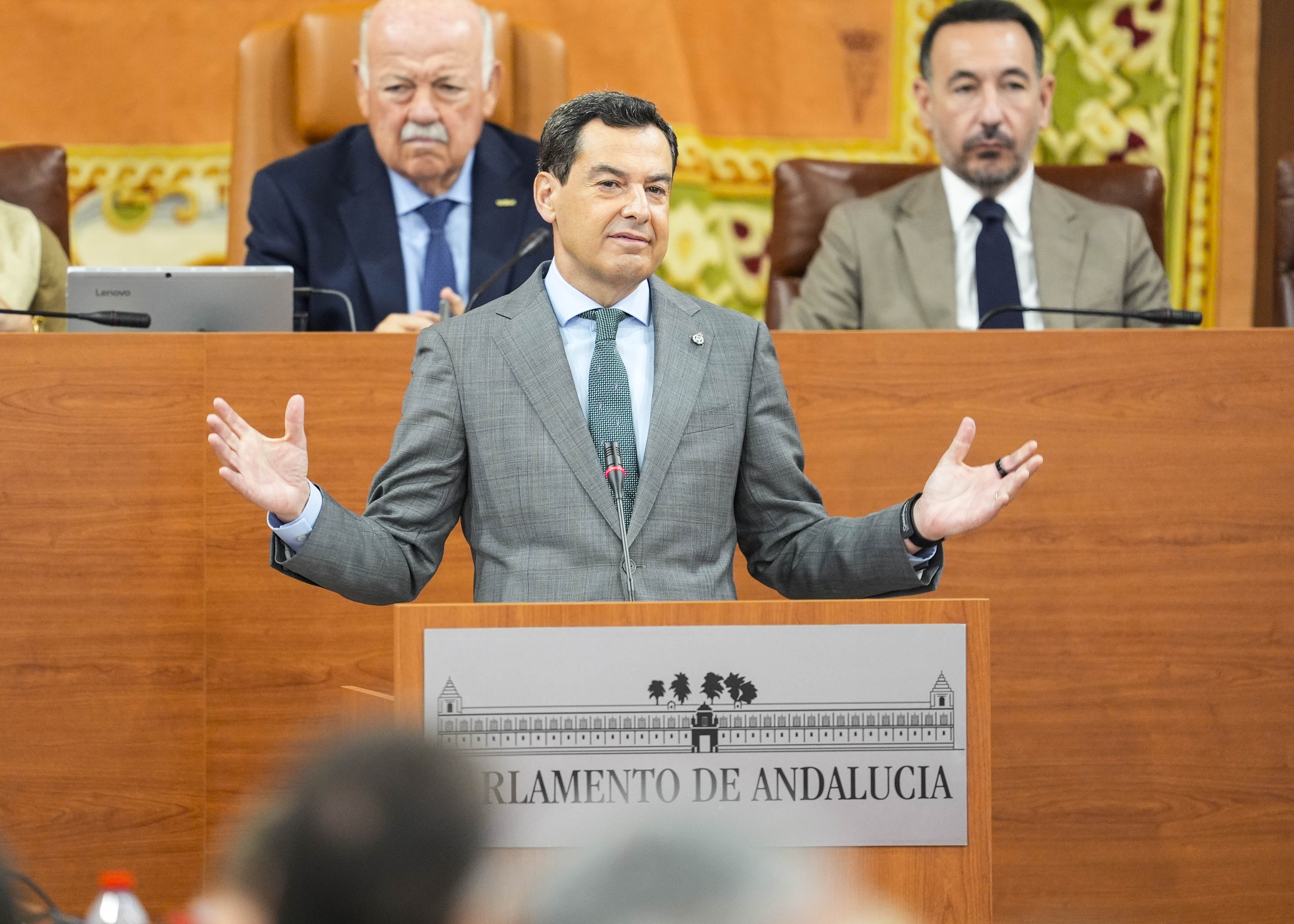 Moreno responde al l�der de Adelante Andaluc�a