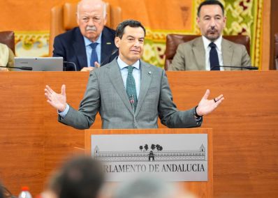 Moreno responde al l�der de Adelante Andaluc�a