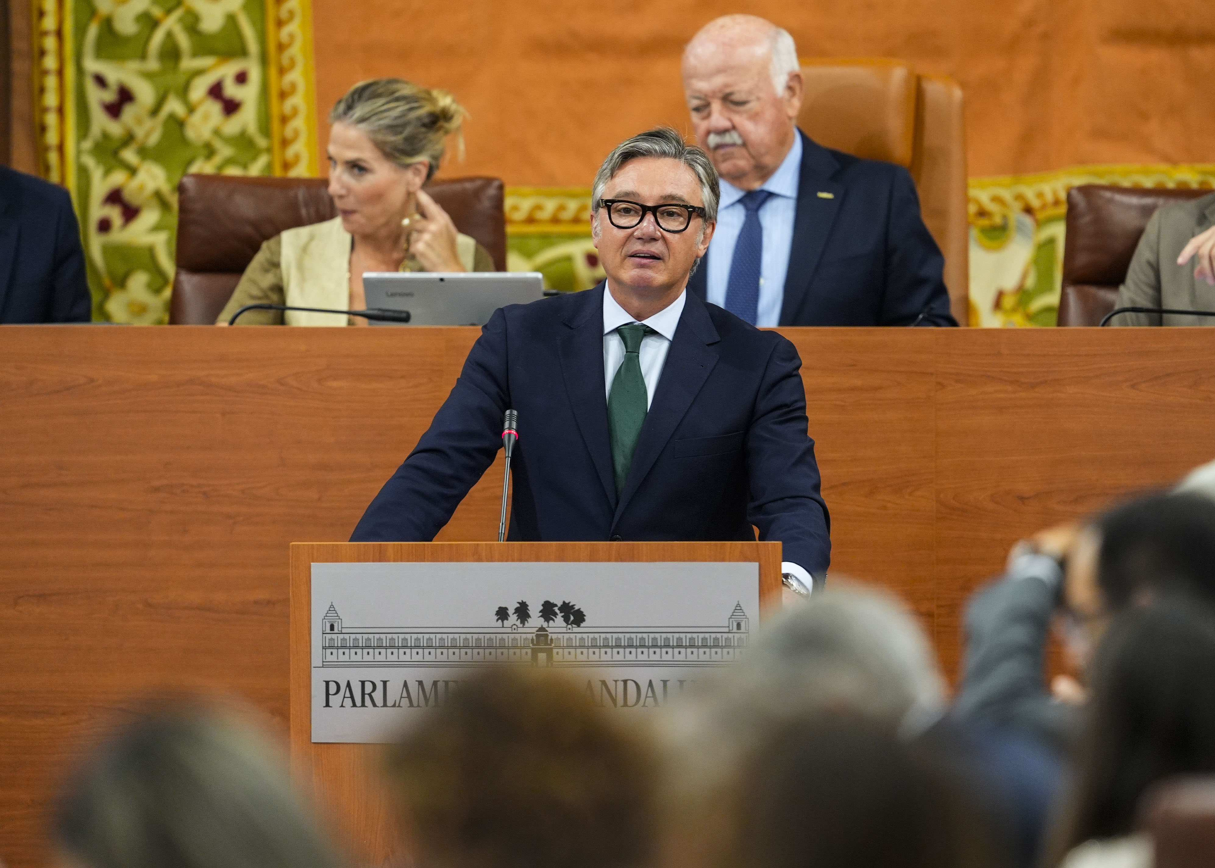   El l�der de Vox dirige su r�plica al candidato a la investidura