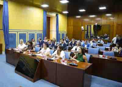 La Comisi�n de Empleo, Empresa y Trabajo Aut�nomo en la sesi�n de hoy 