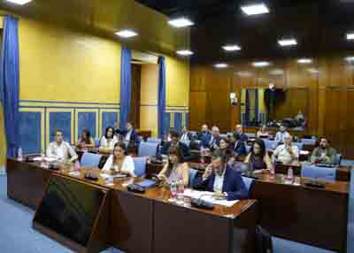 Comisi�n de Vivienda, Juventud y Ordenaci�n del Territorio 