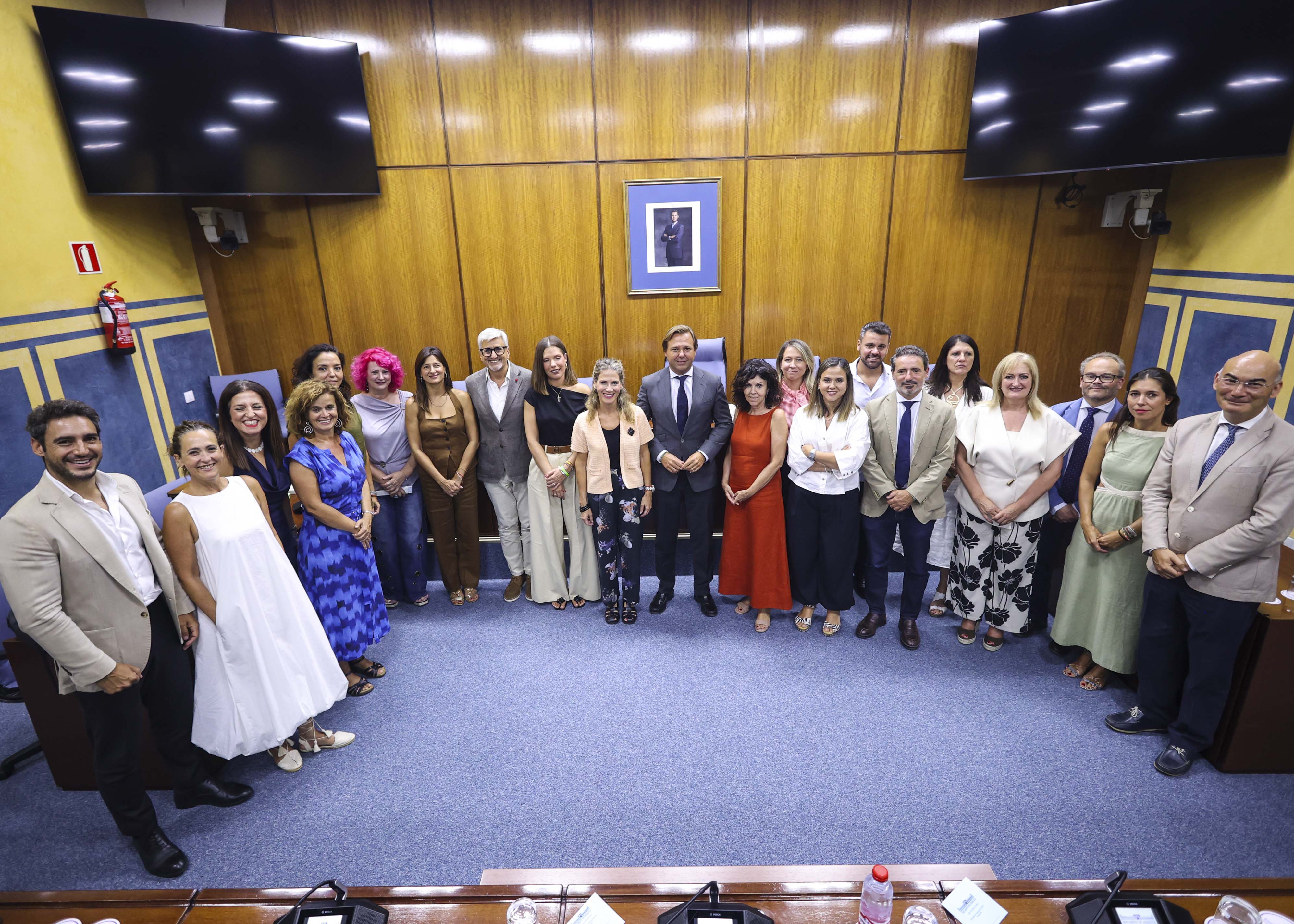 Imagen general de la Comisi�n de Universidad, Industria, Energ�a e Innovaci�n  