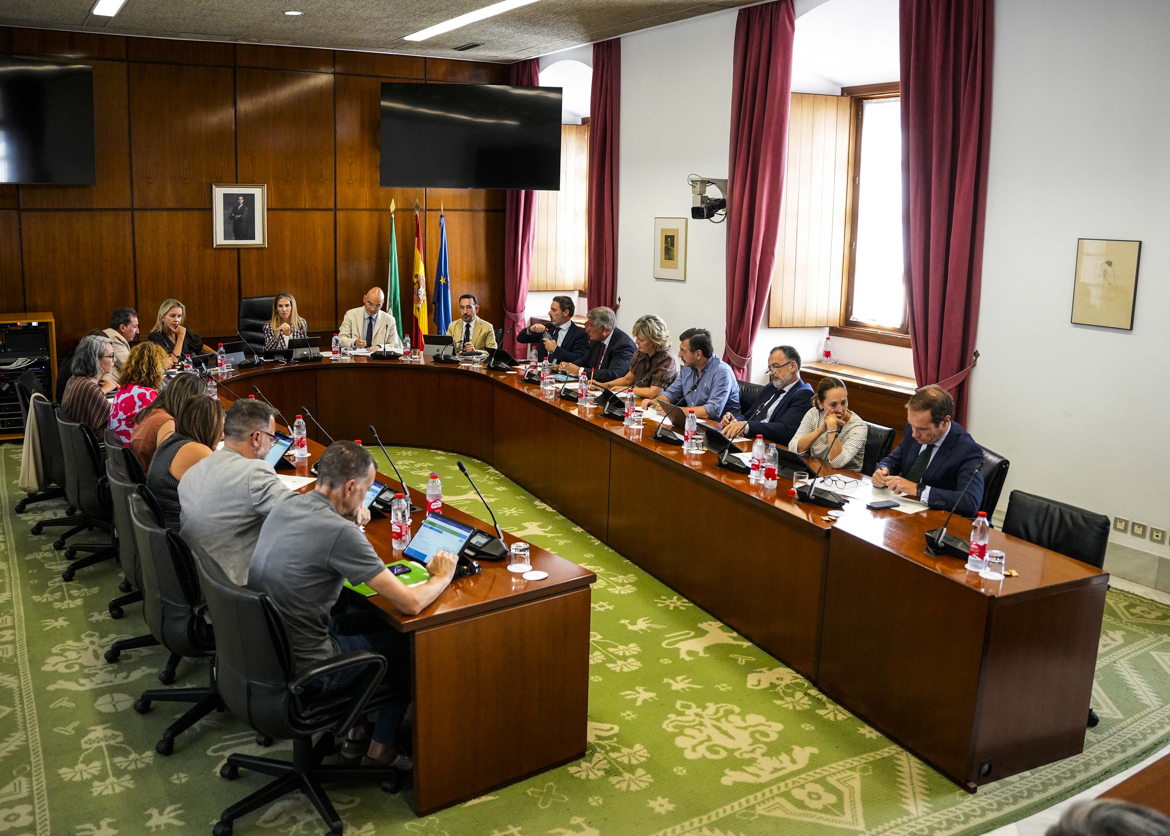 Un momento durante la reuni�n de la Junta de Portavoces
