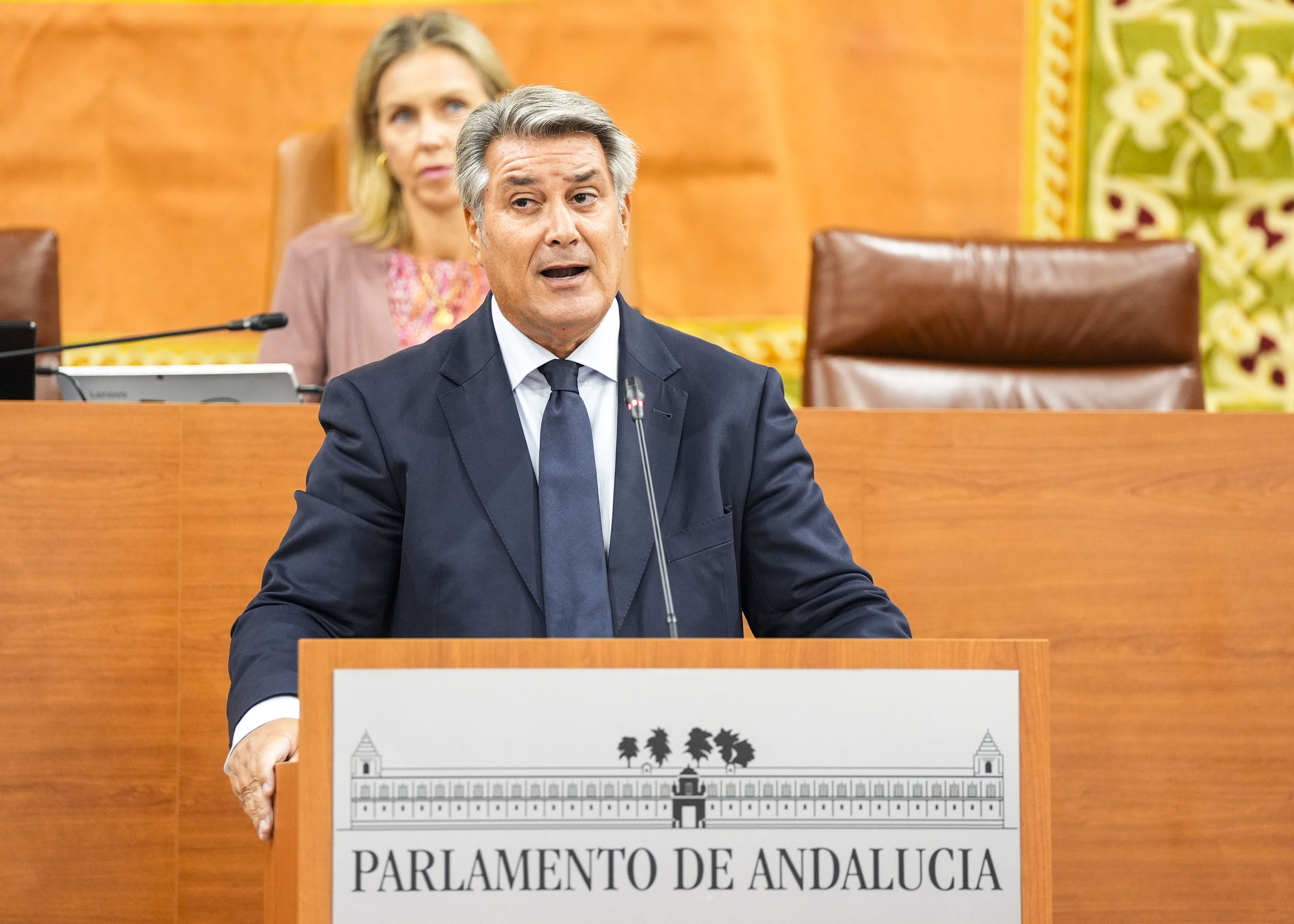 Jos� Ignacio Roman�, del Grupo Popular, presenta cierra el orden del d�a con una PNLP de reactivaci�n de la unidad de �lite de la Guardia Civil OCON-Sur