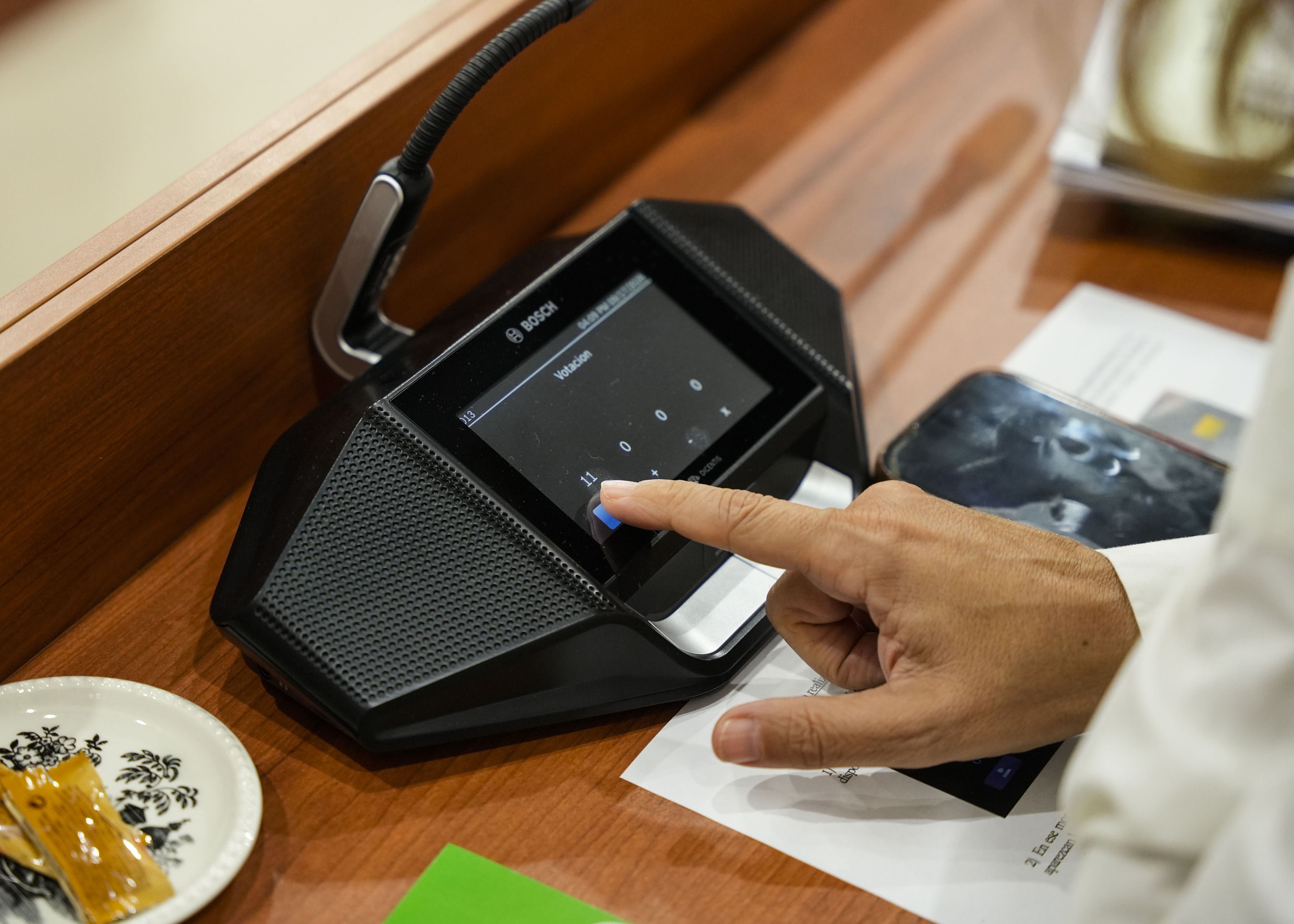  La sala Alberto Jim�nez Becerril estrenaba sistema de votaci�n