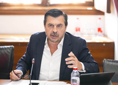  El portavoz popular Toni Mart�n en la Junta de Portavoces