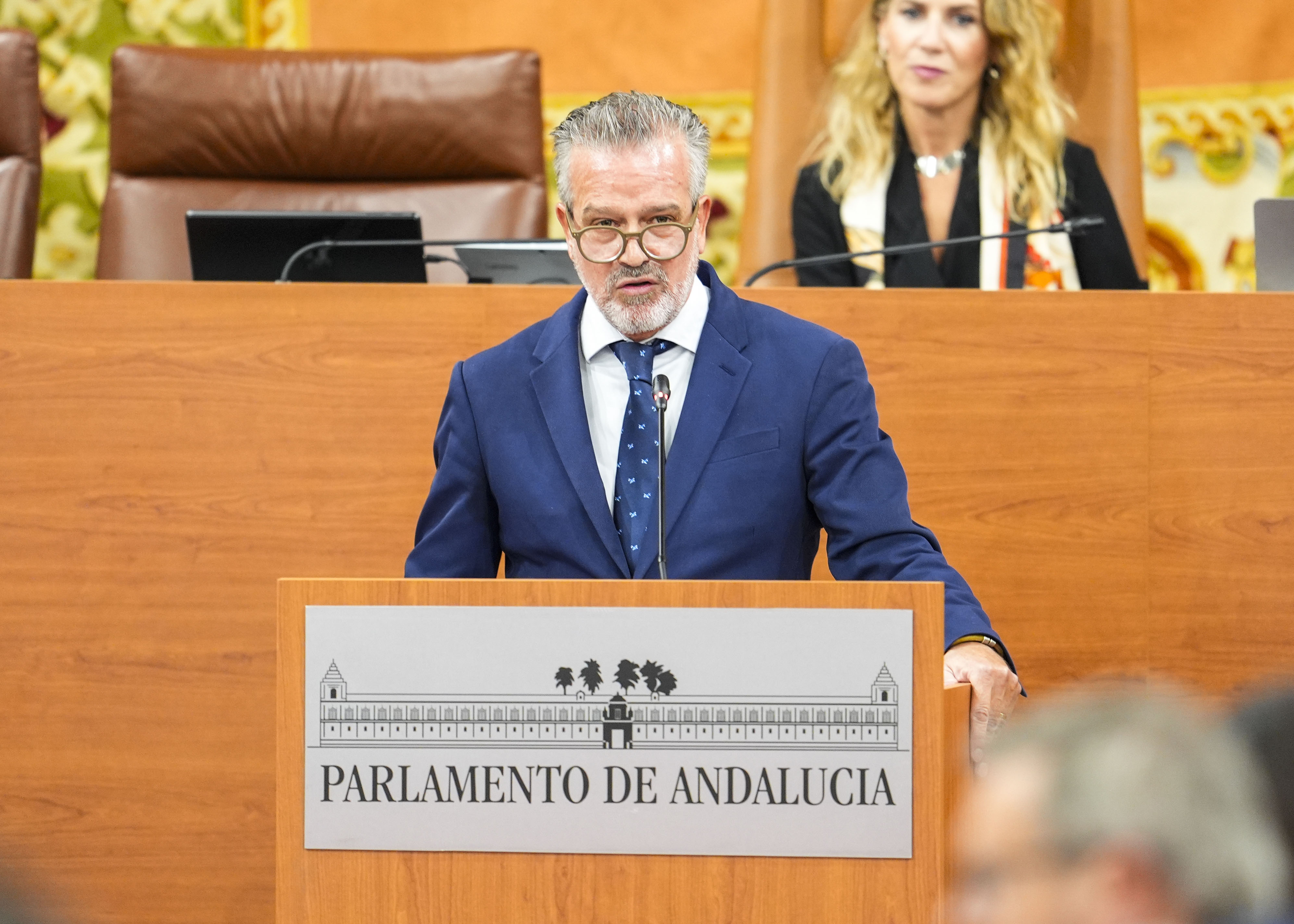   El diputado popular V�ctor Manuel Gonz�lez defiende la PNL sobre la mejora del sistema educativo espa�ol