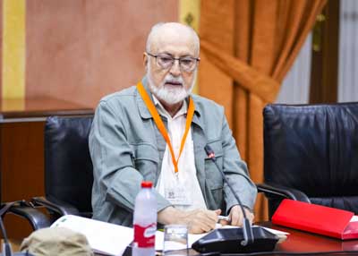  Sebasti�n Mart�n Recio de Marea Blanca Sevilla durante el debate de la ILP de calidad en el sistema sanitario