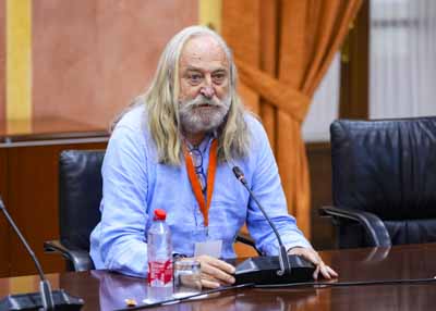  Antonio Vergara de Campos durante el debate de la ILP de calidad en el sistema sanitario