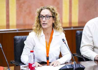  Nuria Mart�nez Barco de CCOO interviene para valorar la ILP de calidad en el sistema sanitario