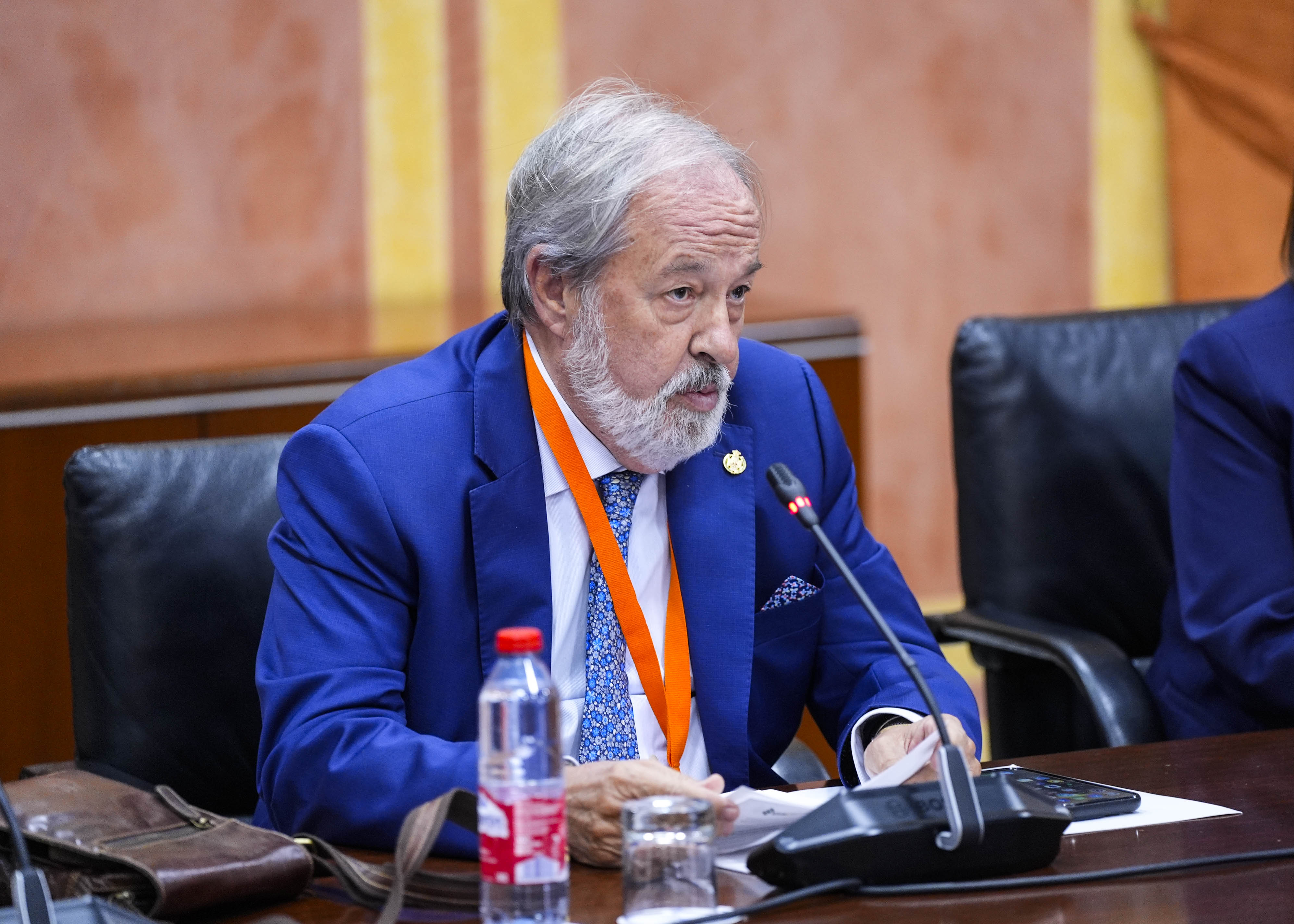  Alfonso Carmona, presidente del Consejo Andaluz de Colegios de M�dicos 
